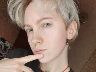 camgirl playing with dildo VelvetSpark