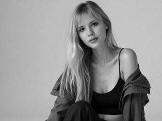 livesex cam show VenicePatlan