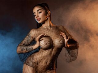 naked girl with webcam masturbating VictoriaBello