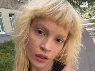cam girl showing tits WilliaMarquart
