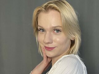 live sex show YerWhooley