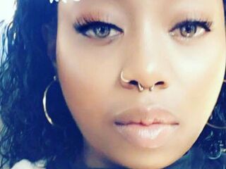 webcam bitch chatroom angeliquebelcali